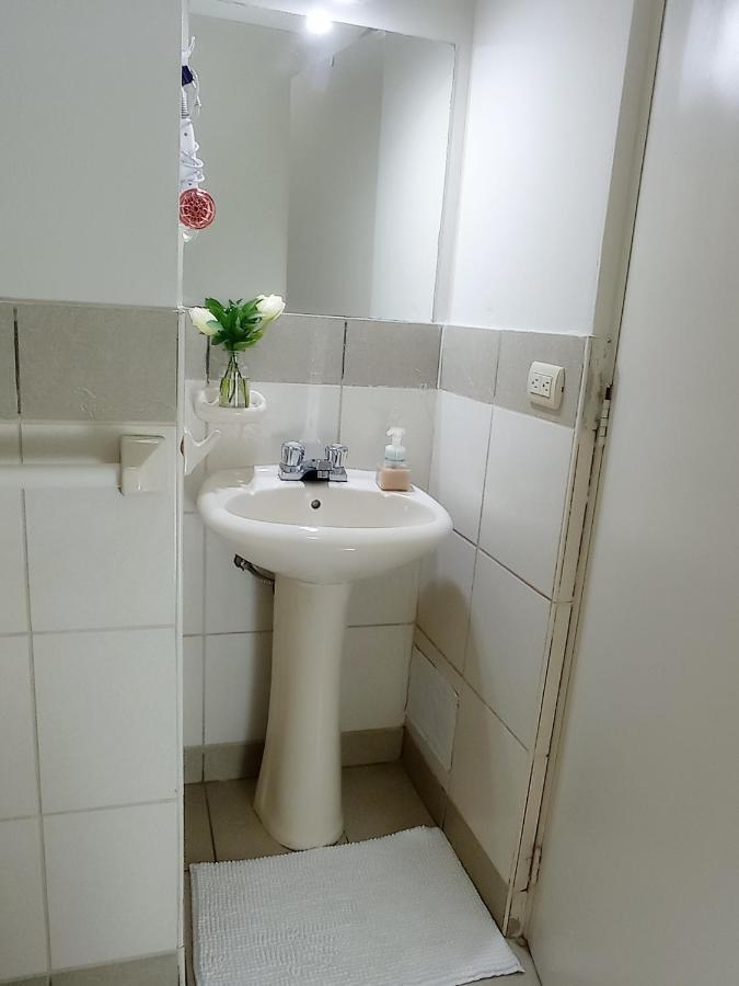 Habitacion Privada En Departamento Compartido Lima Exterior foto